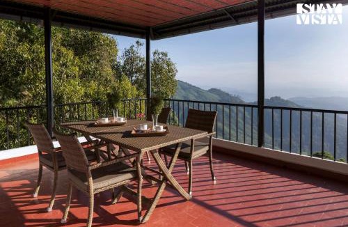 Devikolam Villa | StayVista at Vale Echoes - Breakfast Included