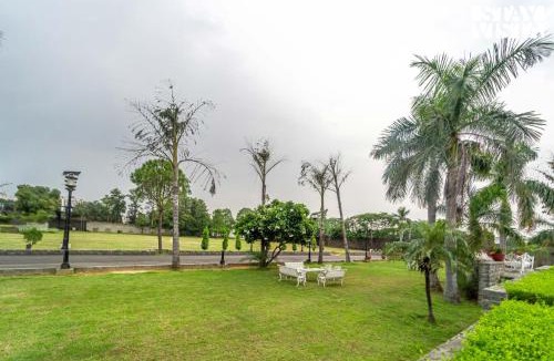 Jaipur Villa | StayVista at Vishram Van Villa with BBQ, Bonfire