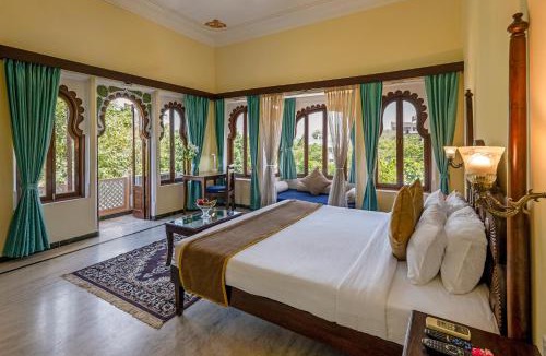 Mali Colony Hotel | Sterling Jaisinghgarh Udaipur