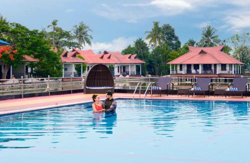 Alappuzha Resort | Sterling Lake Palace Alleppey