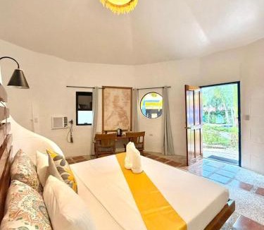 Busuanga Bed & Breakfast | Stone Manor Inn