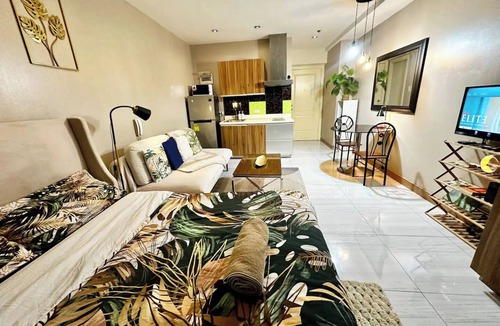 Downtown Condo | Studio w/Balcony @ Poblacion, Makati | Pool, Gym & Sauna
