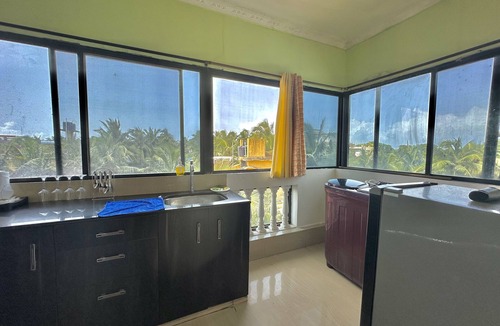 Candolim Apartment | Sunny Side Up Pent 1 with Pool, pet friendly, free parking, free wifi