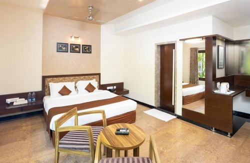 Puspatirega Hotel | Sunray Village Resort