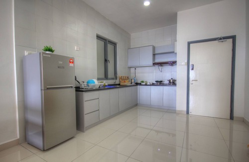 Usj 1 Apartment | Sunway Mall @Damen Studio Ecohomz 16-02