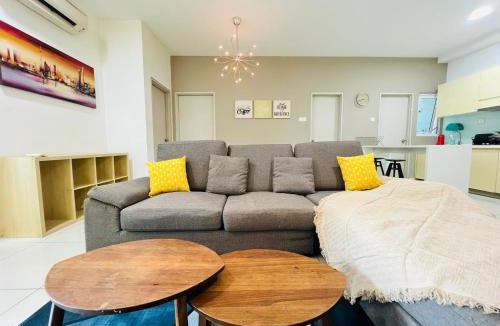 Maluri Apartment | Sunway Velocity V Residence by DeUrban