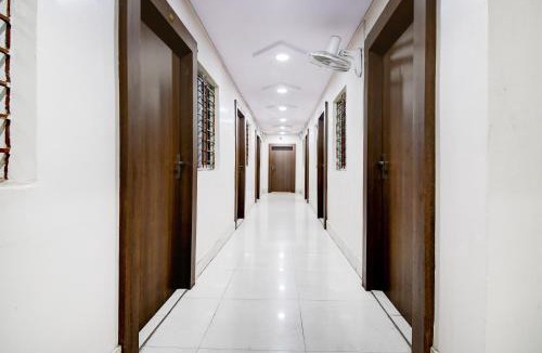 Seraikela Hotel | Super Collection O NIT More Adityapur Formerly Hotel Subheksha