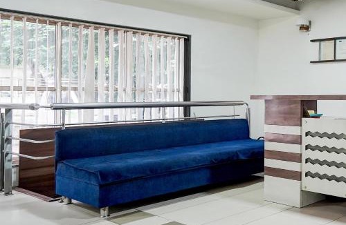 Gandhinagar Hotel | Super Collection O Sachivalaya Metro Station Gandhinagar Formerly Hotel Ghunghat Inn