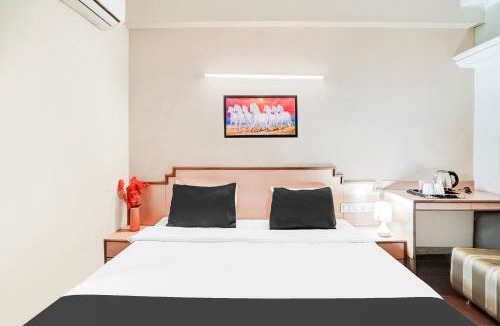 Ahmedabad Hotel | Super Hotel O Jamalpur Ahmedabad Formerly Hotel Peace