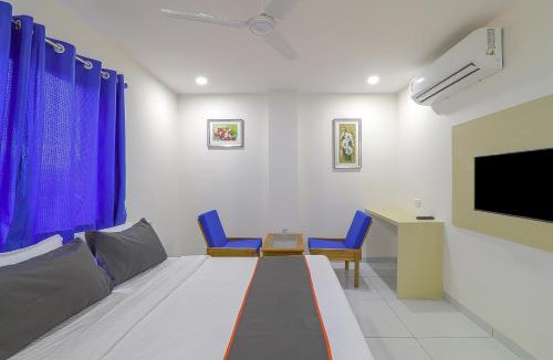 Navrangpura Hotel | Super Hotel O La Veera
