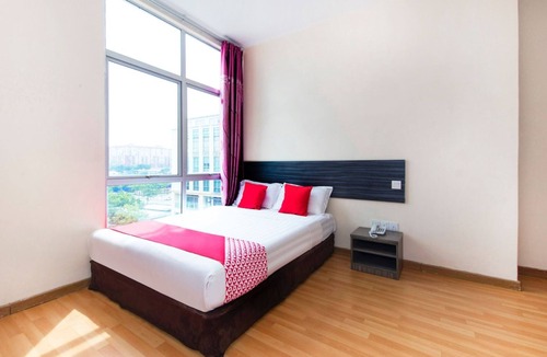 Petaling Jaya Hotel | Super OYO 331 I Boutique Hotel
