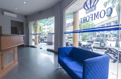 Taman Sri Muda Hotel | Super OYO 828 Comfort Hotel Shah Alam