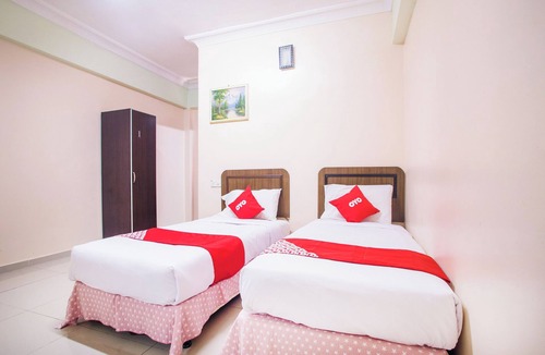 Kampung Selayang Pandang Hotel | Super OYO 89363 Casavilla Hotel