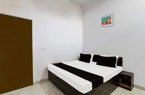 Gorakhpur Hotel | Super OYO Hotel O KN Guest House