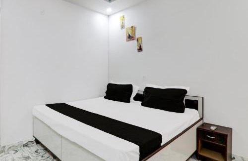 Gorakhpur Hotel | Super OYO Hotel O KN Guest House