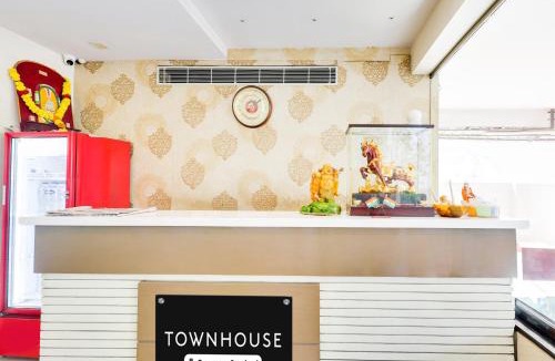 Dwaraka Nagar Hotel | Super Townhouse Dwarka Nagar Near Ramatalkies