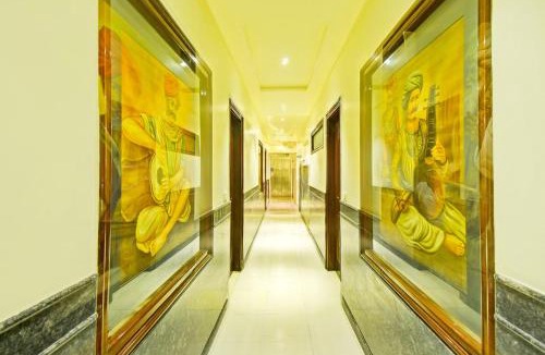 Malviya Nagar Hotel | Super Townhouse JLN Marg Formerly Ritz Residency