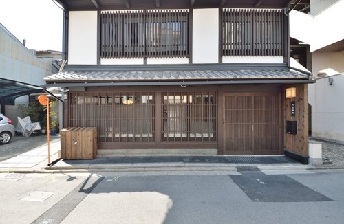 Nishijin Apartment | Superior Villa