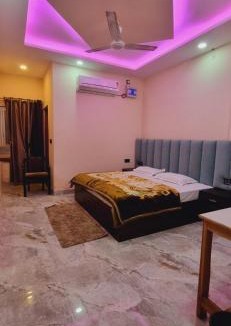 Haraiya Hotel | Surya Palace