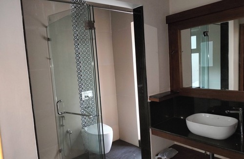 Mayuram Hotel | Svatma Mayavaram
