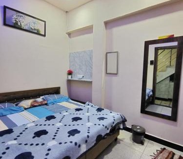 Ujjain House | Swastik Yatri Grah