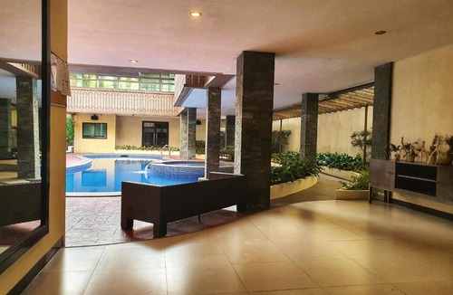 Mariana Apartment | SweetSuites at Pine Crest #T3-1212