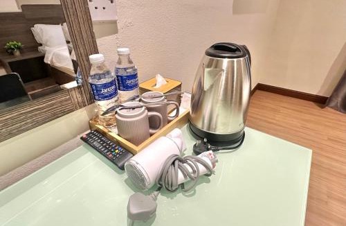 Bukit Bintang Hotel | Swing & Pillows - Bukit Bintang City Centre