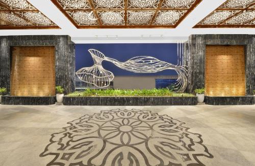 Thaltej Hotel | Taj Skyline Ahmedabad