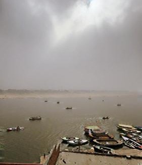 Varanasi Cabin | Tandon Lodge On The Ganga Ghat Homestay