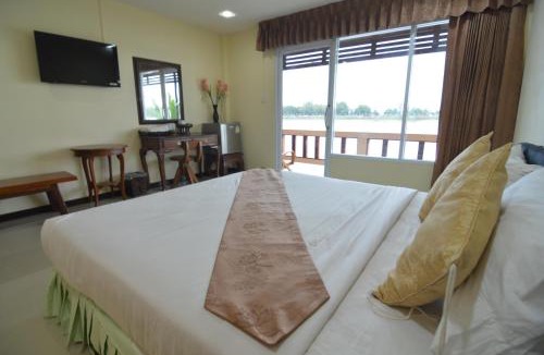 Kamphaeng Phet Resort | Techno Riverview Resort