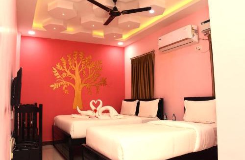 Mayiladuthurai Hotel | Temple stay - Uma Residency and Guest House