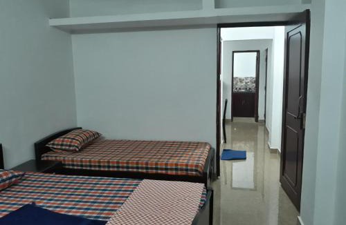 Thousand Lights West Apartment | Temple Tree Homes Next to Sankara Nethralaya & Apollo Hospitals Service Apartments With Exclusive Kitchen