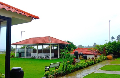 Calangute Villa | Terra Paraiso By The Sea - Pool Villa with the Charm outdoor Dining, Calangute