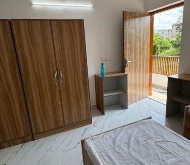 Greater Noida Hostel | TGH Expo Mart