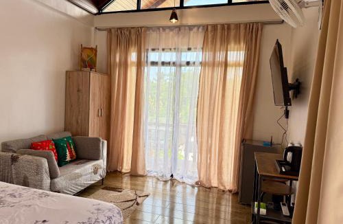 Caibiran Hotel | Thani's Little Cabin Rental - Modern Room
