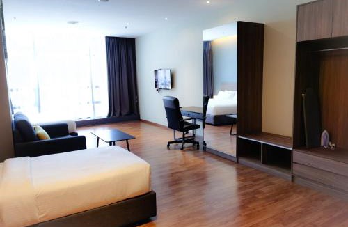 Taman Bukit Pantai Apartment | The Avani - Bangsar Trade Centre