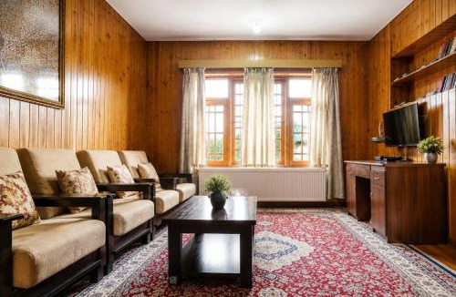 Harwan House | The Bilt farmhouse