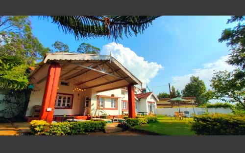 Coonoor Hostel | The Birdhouse Backpackers Hostel