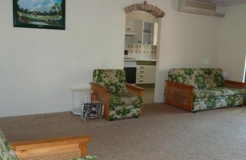 Forster Apartment | The Breakers 13