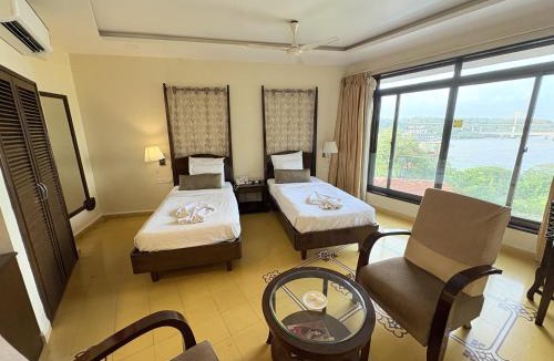 Altinho Hotel | The Crown Goa