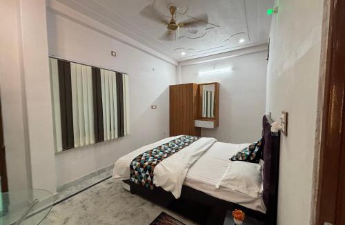 Varanasi Apartment | The Divyakashi stay