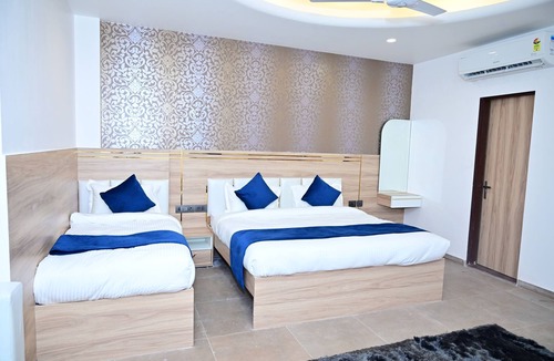 Knowledge Park III Hotel | The Dwelling inn