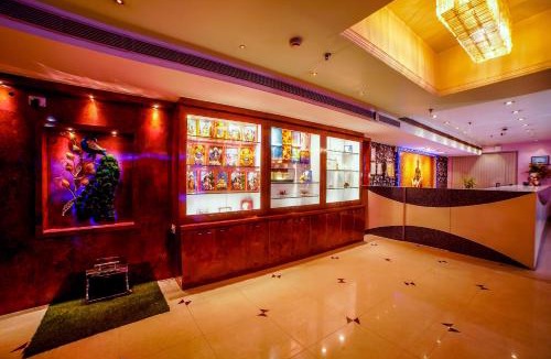 Berhampore Hotel | THE FAME HOTEL