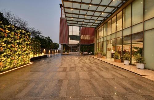 Gandhinagar Hotel | The Fern Residency, Gandhinagar