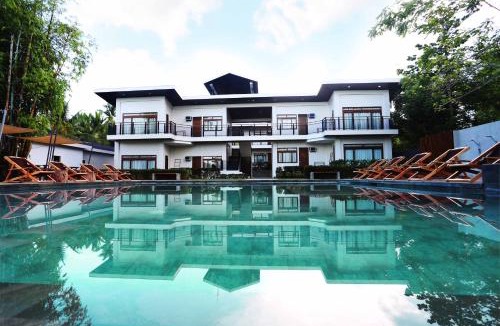 Coron Resort | The Funny Lion - Coron