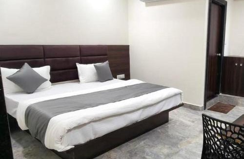 Dholka Hotel | The Gravity Hotel