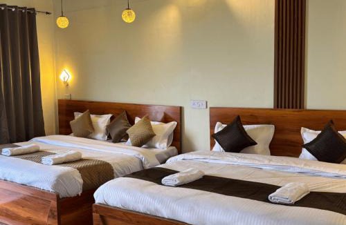 Guptkashi Hotel | The Hills Inn Resort Guptkashi