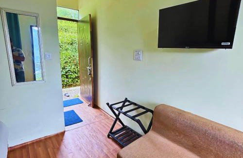 Guptkashi Hotel | The Hills Inn Resort Guptkashi