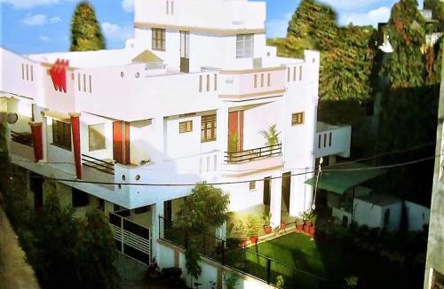 Maninagar Apartment | The Homeland Stay