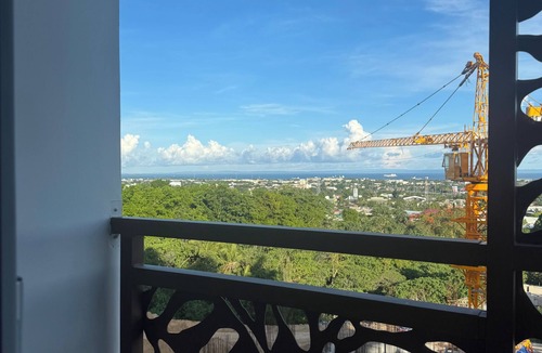 Talisay Condo | The Infinity View
